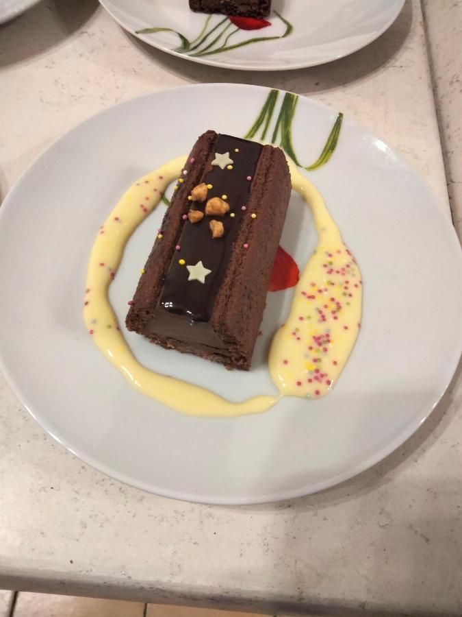 Le Barry Hotell Villefranche-dʼAlbigeois Eksteriør bilde